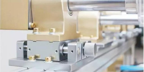 怎麽才能確保（bǎo）不幹膠材料模切（qiē）的（de）質量（liàng）？