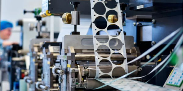 不幹膠標簽具體有哪些（xiē）可以（yǐ）加工的方（fāng）式（shì）？